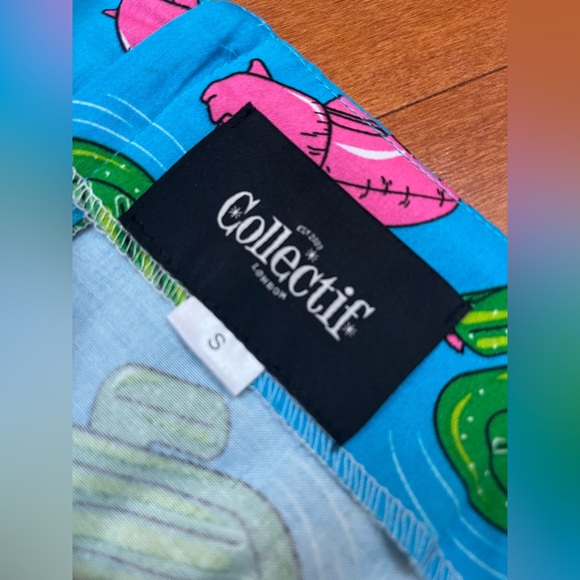 The Best Retro Pinup Dress EVER! - Picture 5 of 7